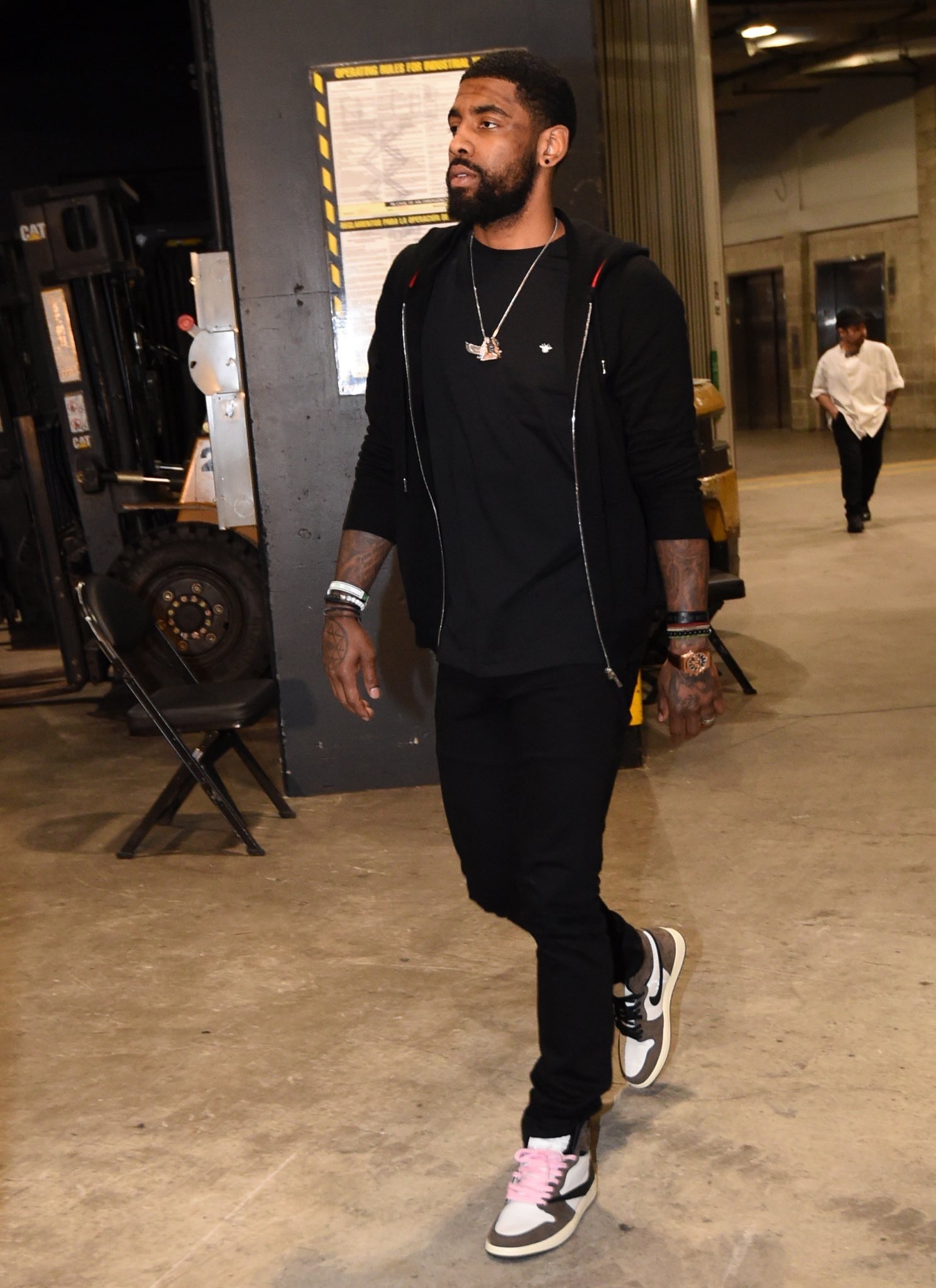 日职乙战报：土居圣真、寺山翼破门，山形山神2-1战胜藤枝MYFC（J2战报：土居圣真与寺山翼先后破门，山形山神2-1力克藤枝MYFC）