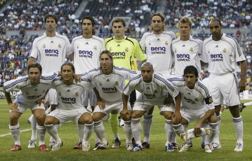 阿隆索帅位最新动态：皇马主帅在迎战毕尔巴鄂前面临极其困难局面（阿隆索执教前景更新：皇马主帅战毕尔巴鄂前遭遇严峻考验）