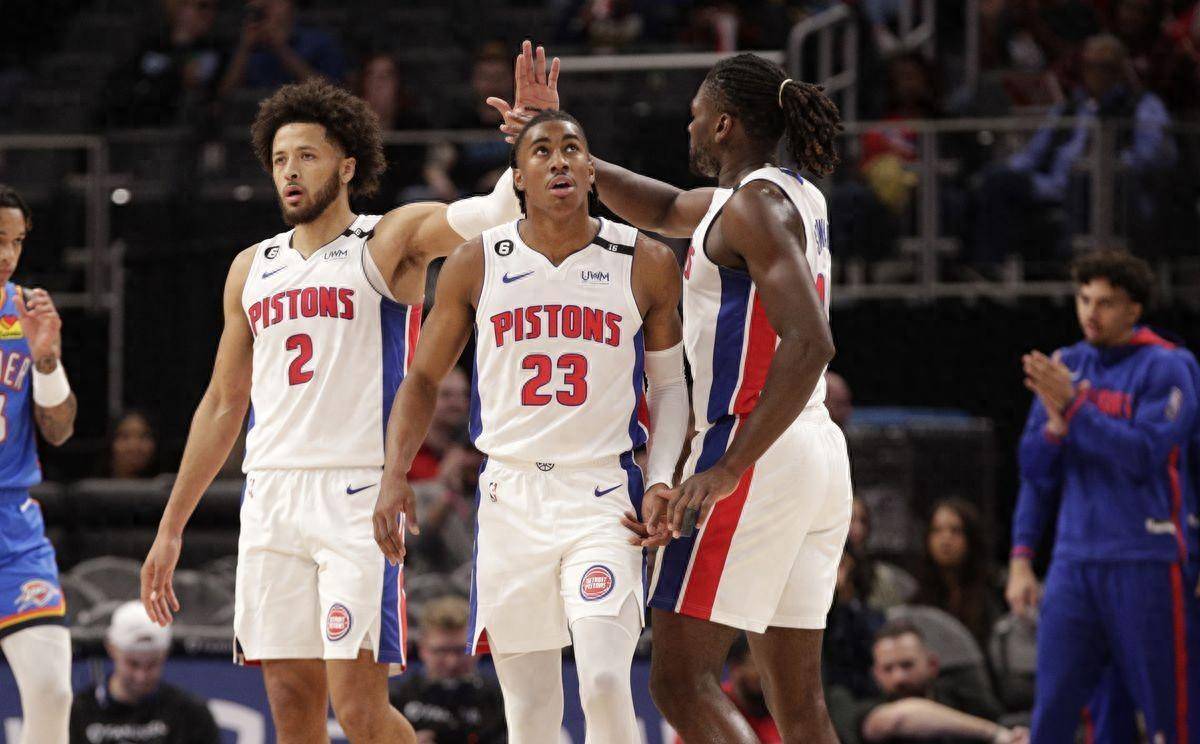 芝加哥公牛球员诺亚·埃森格因伤报销，NBA生涯受挫，发展联盟表现亮眼，未来仍有潜力。（公牛诺亚·埃森格因伤赛季报销：NBA受挫，发展联盟高光，前景仍被看好）